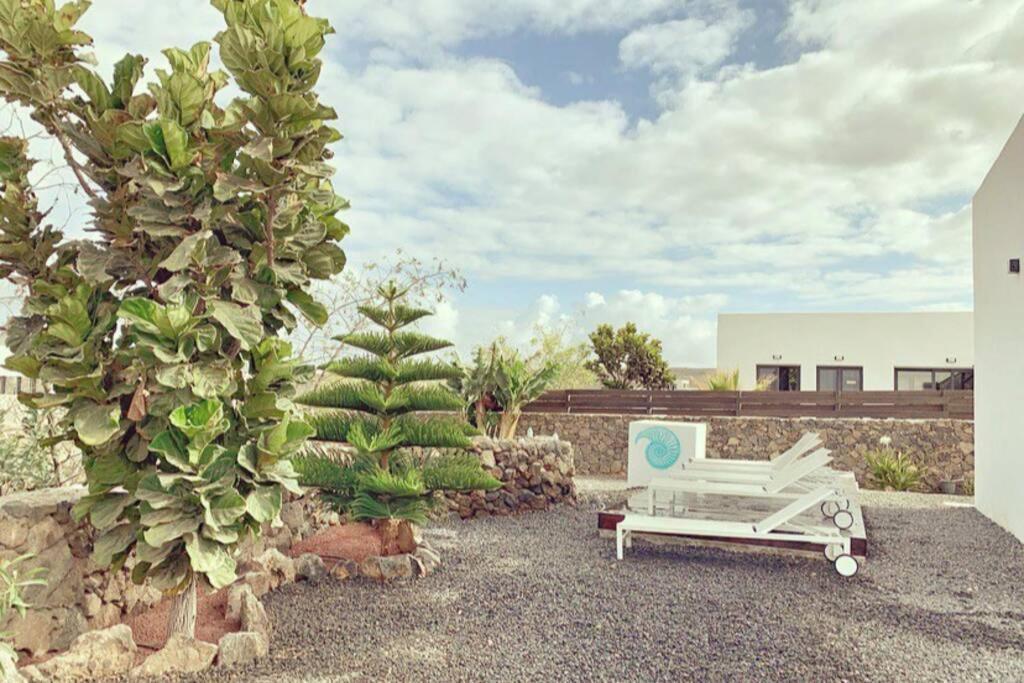 Agua Guesthouse Lajares Villa Con Jacuzzi Eksteriør billede